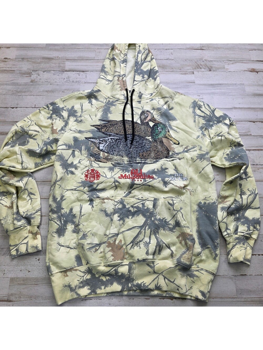Old Milwaukee Beer Duck Camo Hoodie Sweatshirt L Camouflage Graphic Hunting